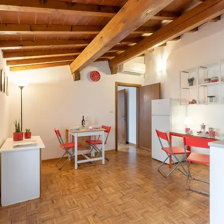 Florence Lovely Suite-Hosted By Sweetstay-3